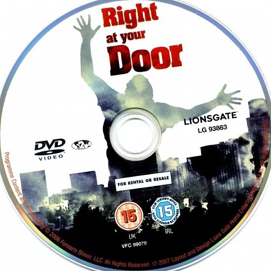 dvd cover Right At Your Door (2006) R2