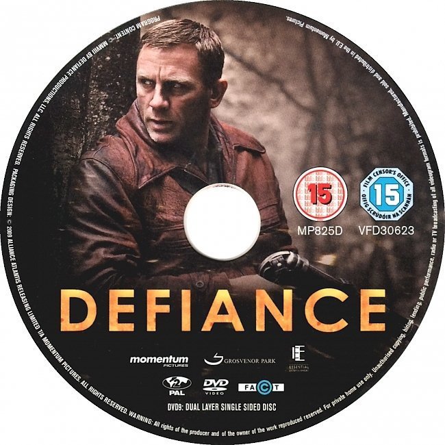 dvd cover Defiance (2008) R2
